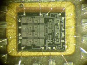 Crack Microcontroller PIC16C622 memory include flash and eeprom, extract Program from flash and data of eeprom, using focus ion beam to cut off the security fuse bit after find out it on the circuitry scheme by draw it by Microcontroller reverse engineering