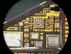 Crack Microcontroller PIC18F2553 starts from disable the security fuse bit and reset the status of MCU from locked to unlocked, the program in the flash and data from eeprom can be extracted from memory to make IC clone units