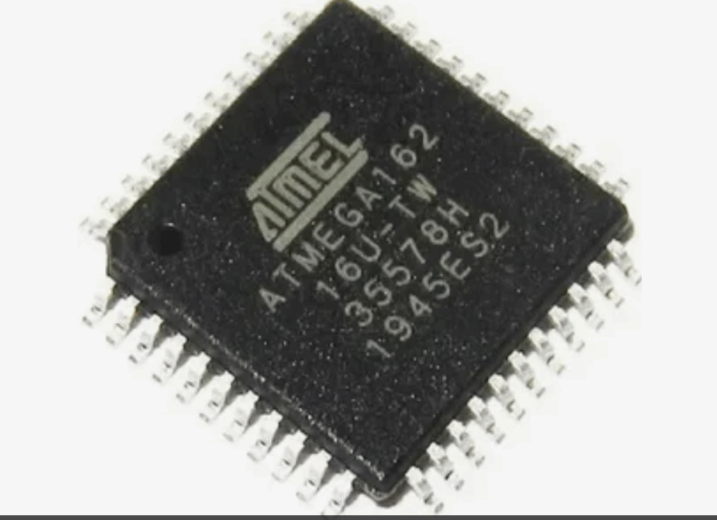 Innumerables sistemas aún dependen de una versión de firmware antigua almacenada dentro de estos microcontroladores Microchip ATMEGA162 bloqueados o protegidos. Cuando se pierde el diseñador, desarrollador o plano original, reemplazar o reparar el equipo se vuelve difícil, especialmente cuando el firmware, el archivo binario o hexadecimal no está disponible. En muchos casos, las empresas necesitan: recuperar datos archivados, volcar la memoria flash y EEPROM del microprocesador encriptado Microchip ATMEGA162 original, leer microcontroladores protegidos, replicar o duplicar el firmware para continuar la fabricación, y solucionar problemas de programas encriptados cuando el hardware falla o se vuelve poco confiable. Aquí es donde el conocimiento especializado en ingeniería inversa se vuelve esencial. Asistimos a empresas, laboratorios de investigación y equipos de reparación de equipos brindándoles acceso a sistemas heredados o seguros construidos alrededor del MCU ATMEGA162 de Microchip. Nuestro servicio puede ayudar a desbloquear, copiar, descifrar, extraer o replicar el archivo de programa almacenado, lo que permite: Restauración de equipos, Producción de repuestos, Análisis y respaldo de firmware, Extensión de la vida útil del sistema para dispositivos discontinuados, Ya sea que los datos existan en flash, EEPROM o formatos mixtos, admitimos procesos de volcado estructurado, ingeniería inversa y lectura para generar paquetes de firmware completos adecuados para la continuidad de la fabricación, la migración o la documentación.