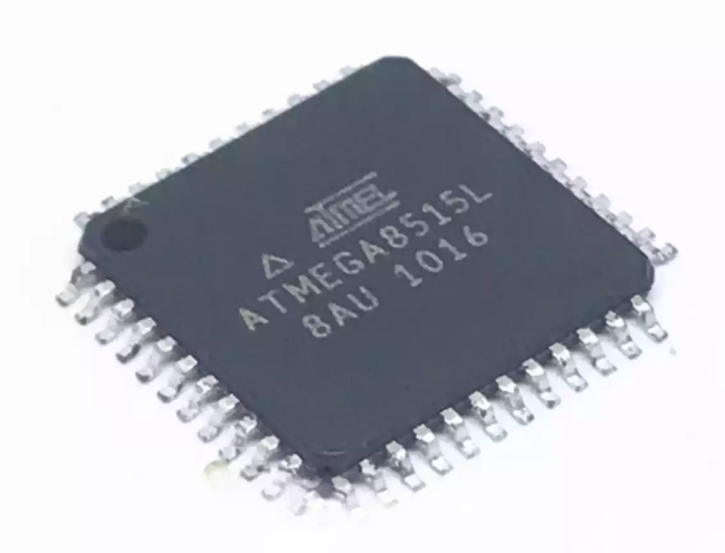 Per proteggere il firmware e la proprietà intellettuale, i produttori in genere abilitano i fuse bit di protezione, bloccando o crittografando il microcontrollore ATMEL ATmega8515L, in cui la memoria, i dati di programma e i file del firmware sono protetti contro l'accesso non autorizzato. Sbloccare un microprocessore ATMEL ATmega8515L bloccato presenta diverse difficoltà. Il microcontrollore ATMEL ATmega8515L può includere memoria Flash crittografata, regioni EEPROM protette e configurazioni di fuse che disabilitano completamente la lettura del firmware. Tentativi errati di accesso al chip possono attivare meccanismi di cancellazione automatica, con conseguente perdita permanente dei dati del firmware memorizzati nel microcontrollore ATMEL ATmega8515L. L'estrazione di un file binario affidabile richiede pertanto un controllo preciso, strumenti diagnostici avanzati e rigorose procedure di convalida per garantire l'integrità dei dati. Anche piccole incongruenze nel dump del firmware del microprocessore ATMEL ATmega8515L protetto possono influire sulle prestazioni del sistema dopo la replica, rendendo la precisione un fattore critico nel processo.