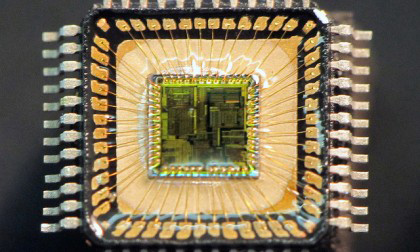 Read Microchip IC PIC16F689 program memory and extract the Software from microcontroller PIC16F689 embedded memory, the content of the MCU PIC16F689 can be recovered completely for MCU cloning