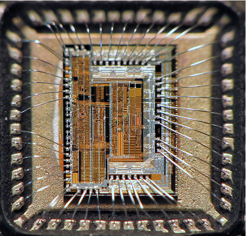 Unlock Microchip IC PIC16F687 program memory and the flash hex from microcontroller PIC16F687 can be read, then recover the software to new PIC16F687 mcu for cloning