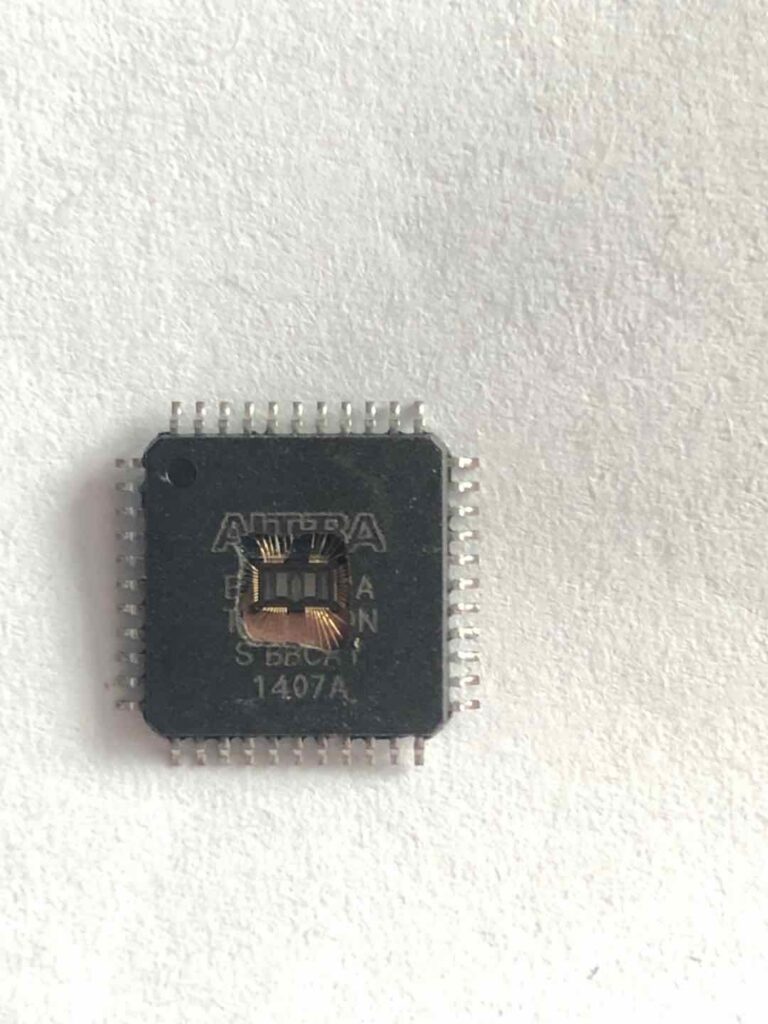Crack Altera CPLD EPM7064AETC100 Chip Memory and read firmware out from its embedded memory, locked jed file can be recovered from cpld epm7064aetc flash memory