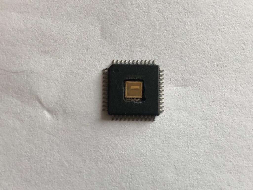 ST CPU SPC560P50L5 on chip code flash memory Cracking will require focus ion beam technique to disable the security fuse bit which lock flash memory content inside microcontroller spc560p50l5,  and then extract heximal file from un-secured microprocessor spc560p50l5 flash memory