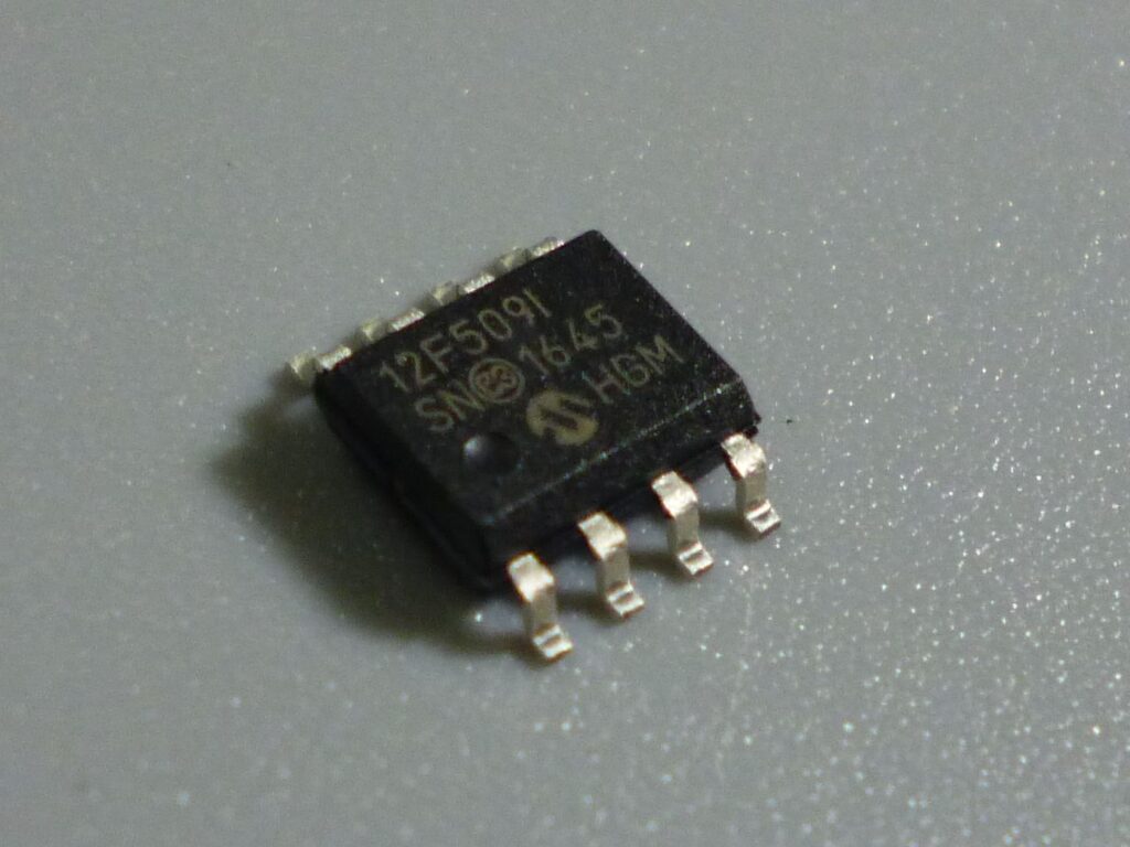 microchip pic12f509 prozessor knacken und hexamal datei aus flash speicher extrahieren